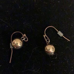 Gold earrings